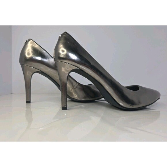 BCBGeneration Shiny Metallic Gray Pointed Toe High Heel Pumps 7.5 Hoco Wedding - Picture 6 of 9